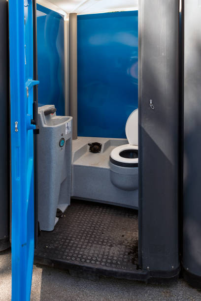 Best Portable bathroom rental  in Balmville, NY